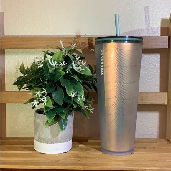 Starbucks iridescent Mermaid tail tumbler cup